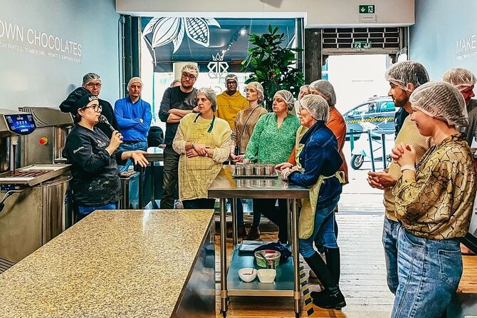 1.5h Belgian Chocolate Workshop in Brussels (bean to bar) - What this Brussels chocolate class really teaches