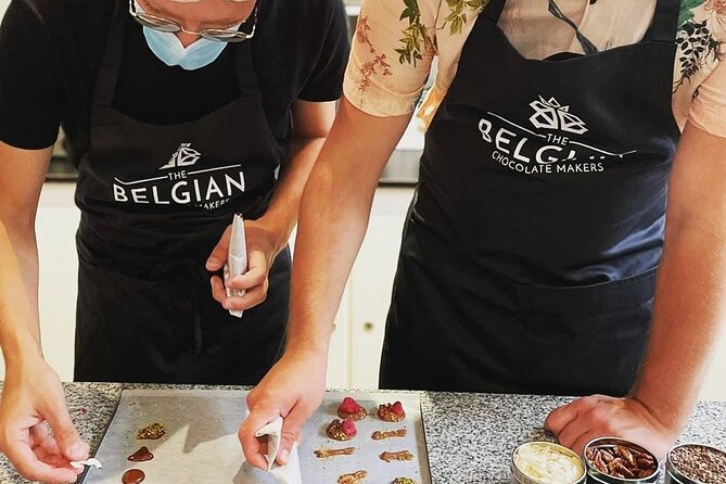 1.5h Belgian Chocolate Workshop in Brussels (bean to bar) - The ruby chocolate promise needs a little caution