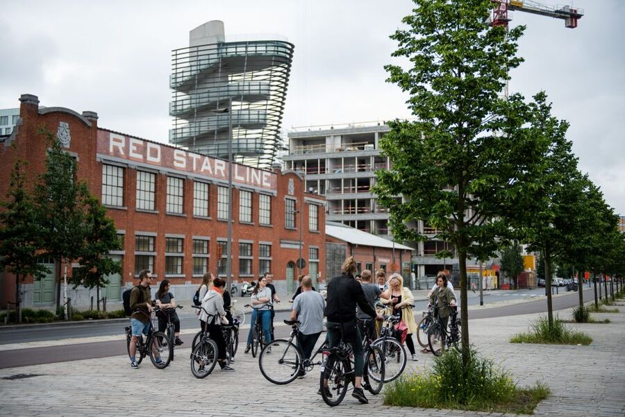 Antwerp: Guided Bike Tour - Returning to Antwerpen-Centraal