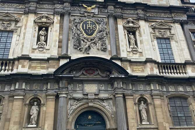Antwerp: Help the Lost Boy – Self-Guided Mystery Walk - How the three-and-a-half-hour timing affects your day