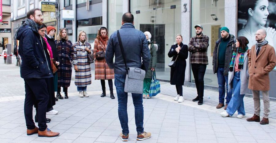 Antwerp: Jewish Neighbourhood Guided Walking Tour - Antwerp’s diamond district and Jewish community
