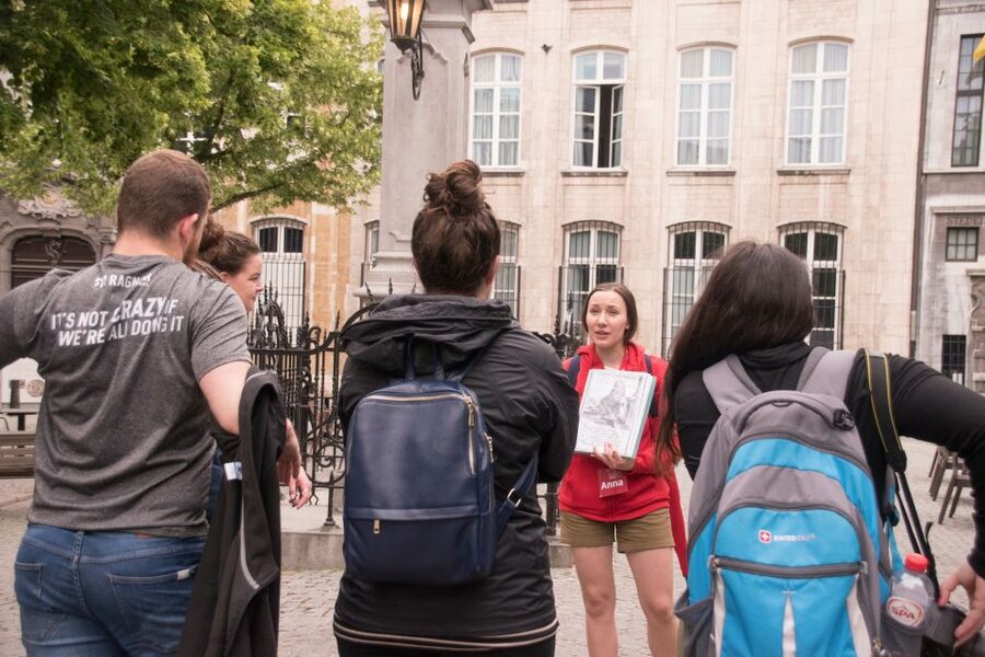 Antwerp: Private Historical Highlights Walking Tour - Starting at Grote Markt and the Brabo Fountain