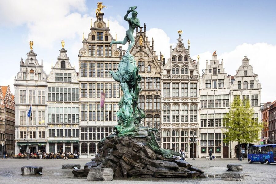 Antwerp: Private Historical Highlights Walking Tour - Nello, Patrasche, and Antwerp’s storybook side