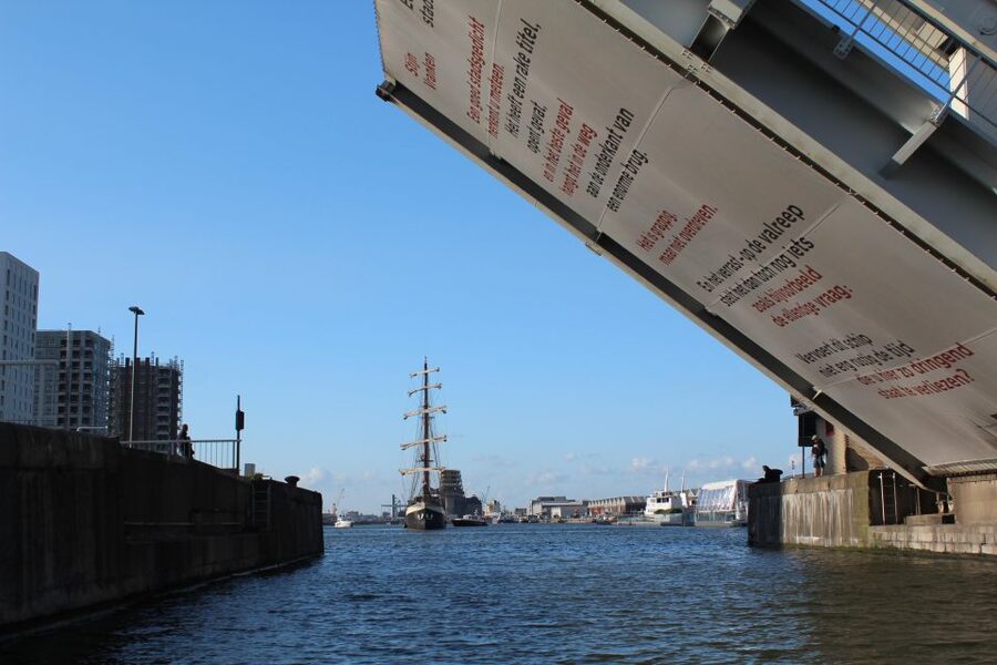 Antwerp: Private Old Harbour Boat Tour Incl. Drinks & Snacks - Why Antwerp’s harbour deserves a boat tour