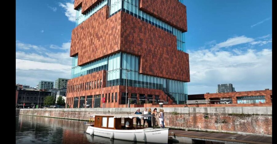 Antwerp: Private Old Harbour Boat Tour Incl. Drinks & Snacks - MAS and Havenhuis from the water