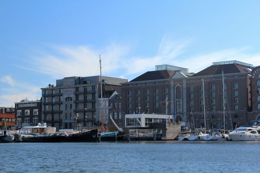 Antwerp: Private Old Harbour Boat Tour Incl. Drinks & Snacks - Who will enjoy this cruise most?