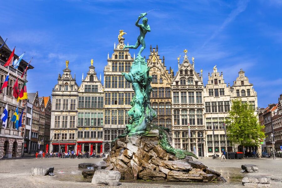 Antwerp: Private Walking Tour with a Local - Key points to know before booking