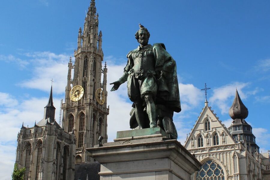 Antwerp: Private Walking Tour with a Local - Why a private local walk works well in Antwerp