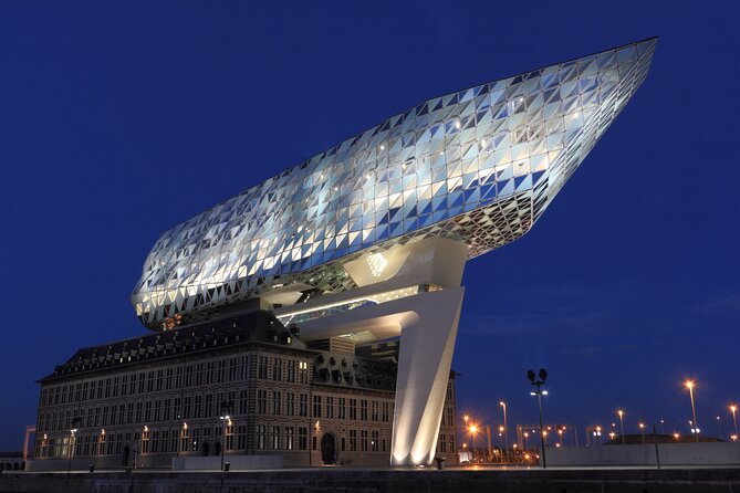 Antwerp Scavenger Hunt and Highlights Self Guided Audio Tour - A city walk that gives you something to do