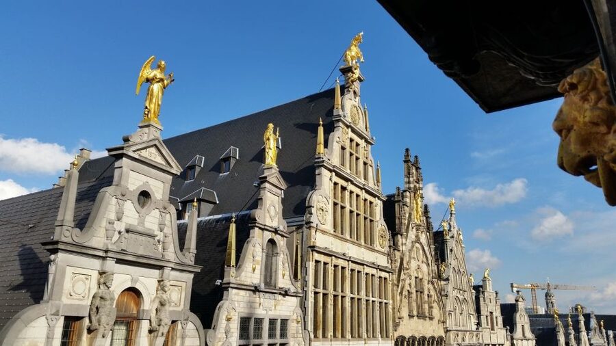 Antwerp: Walking Tour from Steen to Central Station - Rubens’s former home and studio