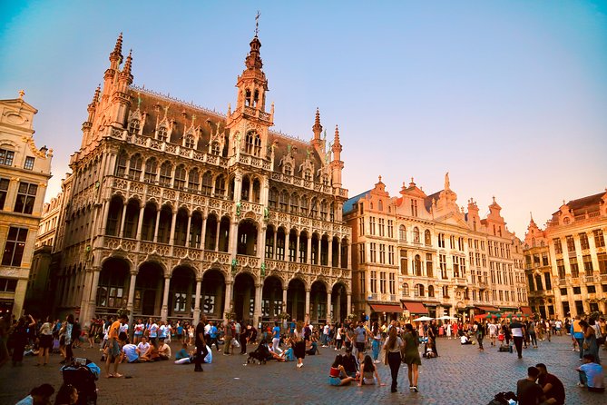 Architecture Tour of Brussels - La Monnaie and Place De Brouckereplein