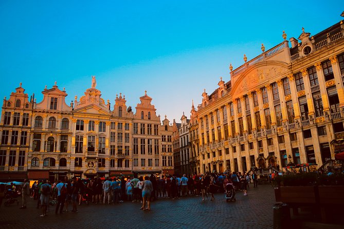 Architecture Tour of Brussels - La Bourse and the commercial life of Brussels