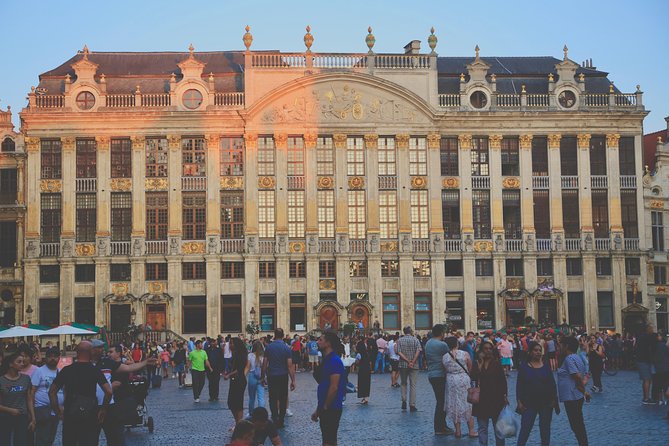 Architecture Tour of Brussels - Galeries Royales Saint-Hubert and the idea of a shopping arcade