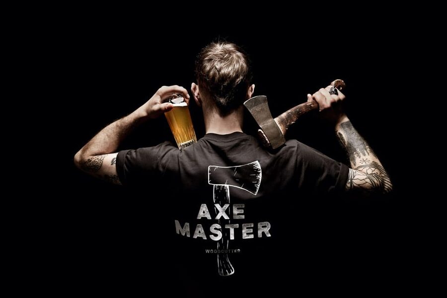 AXE THROWING EXPERIENCE IN ANTWERP - What happens during the one-hour session