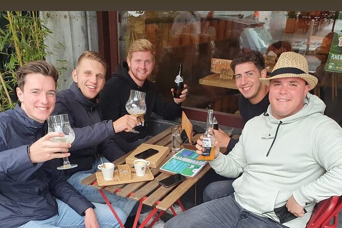 Beer Tasting and Scavenger Hunt in Brussels – About 3 Hours - Galerie de la Reine and the central streets