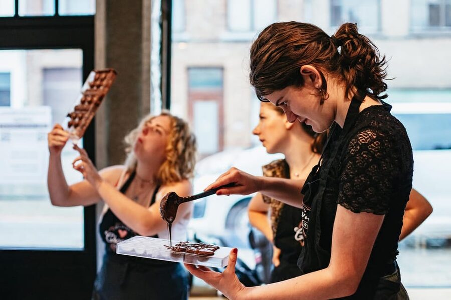 Bruges: Belgian Praline and Mendiants Chocolate Workshop - What happens during the 150-minute class