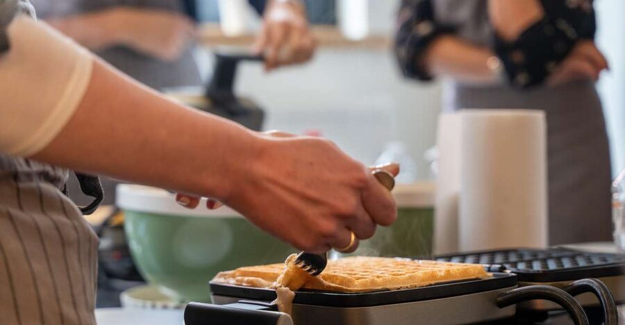 Bruges: Belgian Waffle-Making Workshop with Beer Tasting - Booking and timing advice