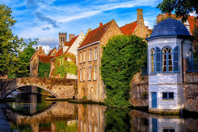 Bruges Charms and Gems Tour for Cruise Passengers - Two free hours for waffles, chocolate, and your own Bruges