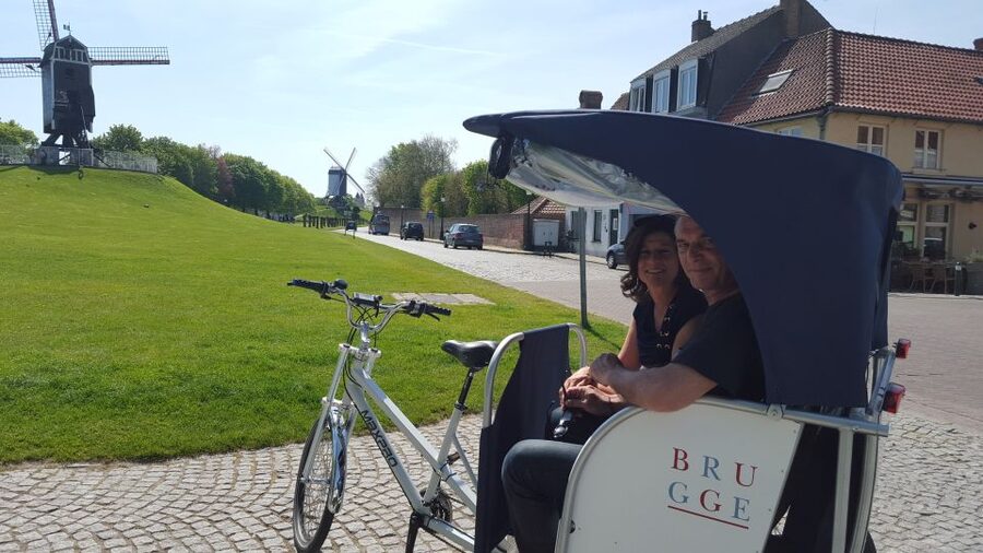 Bruges: Guided Rickshaw Tour - Why a rickshaw works so well in Bruges