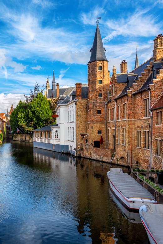 Bruges: Guided Rickshaw Tour - Is $87 good value for up to three people?