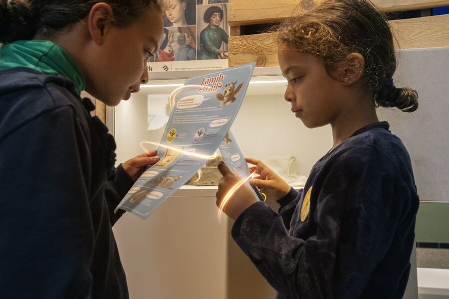 Bruges: Historium Bruges Medieval Experience Ticket - Choosing the Family Trail or the standard visit