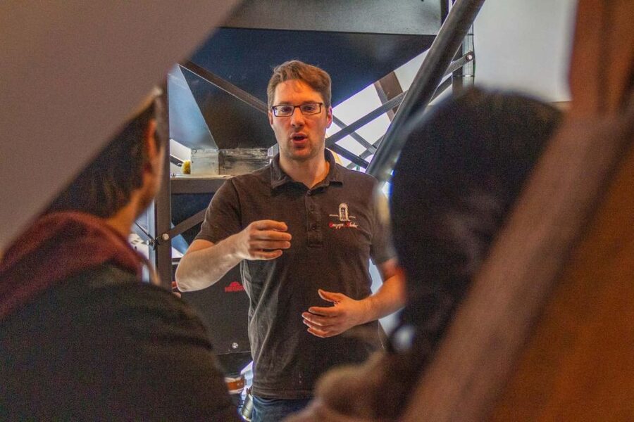 Bruges: History, Chocolate and Beer Walking Tour - Who should book this experience?