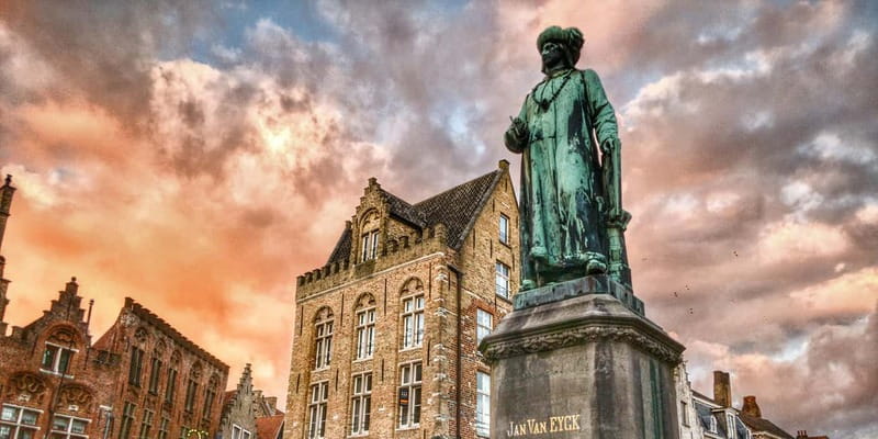 Bruges: Nightly Tales and Untold History Walking Tour - Markt, Bruges Beer Experience, and Burg Square