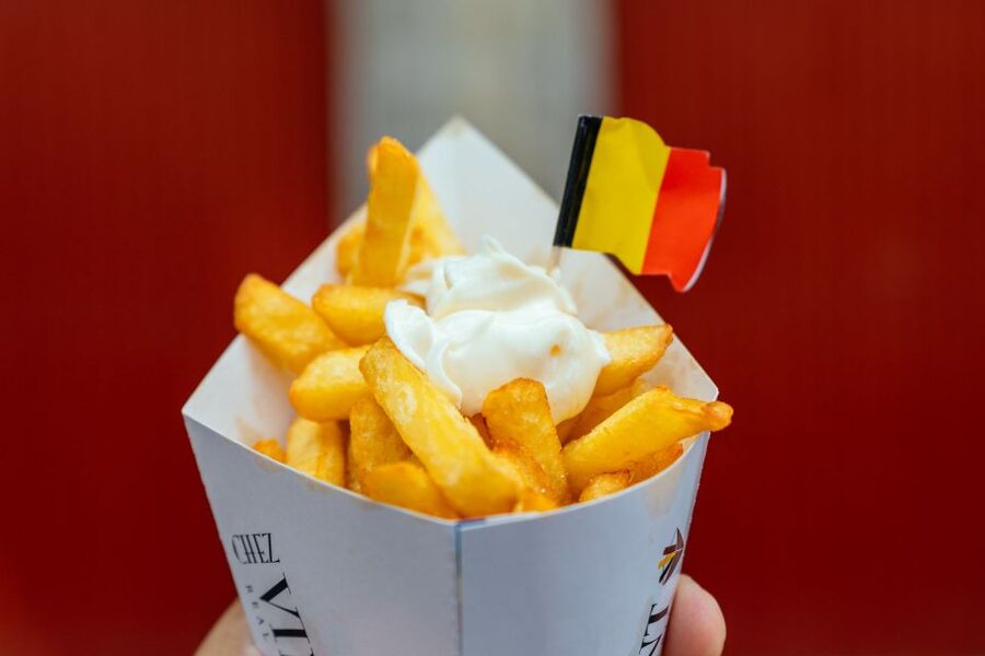 Bruges: Private Food Tour – 10 Tastings with Locals - Burg Square and Bruges beyond the postcard