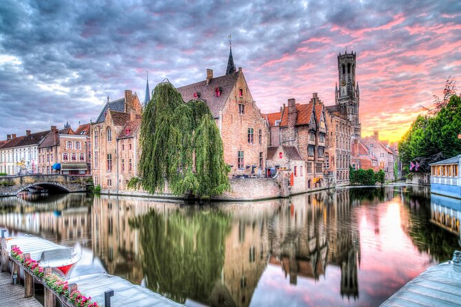 Bruges Scavenger Hunt and Highlights Self Guided Audio Tour - Our Lady’s Church and the limits of an outdoor tour