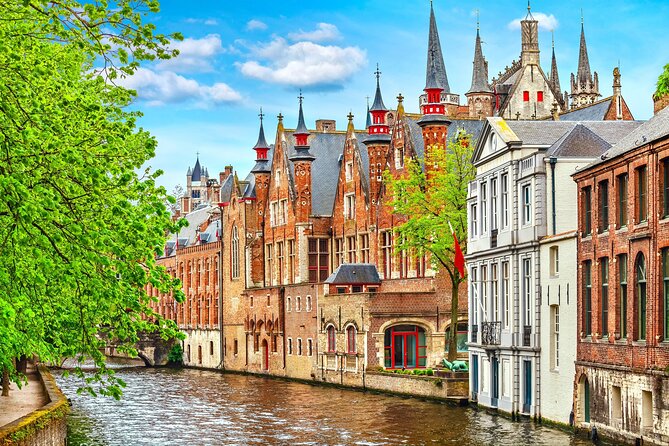Bruges Tour from Your Cruise Ship with Canal Cruse & Leisure Time - A short visit to the Basilica of the Holy Blood