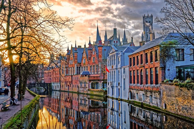 Bruges Walking Tour - Medieval houses and the view from a little bridge