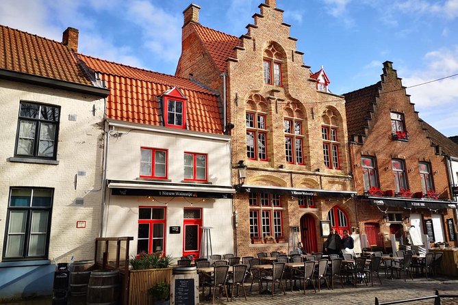 Bruges Walking Tour - Meeting point and timing details
