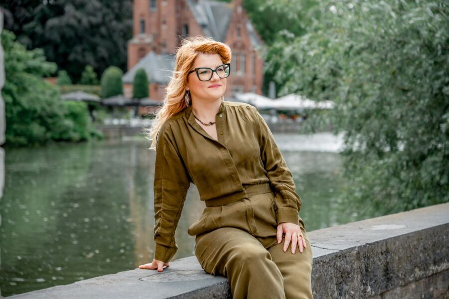 Bruges : Your private 30min. photoshoot in the medieval city - Who should book this experience?
