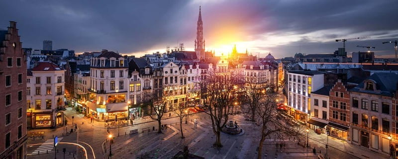 Brussels: 2-Hour Dark Side of Brussels Private Tour - Why Brussels’ dark past makes a good evening walk