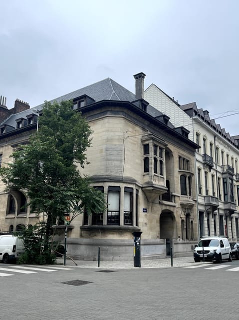 Brussels: 2-hours "Art Nouveau" Walking Tour - Palais Stoclet and a more controlled Art Nouveau