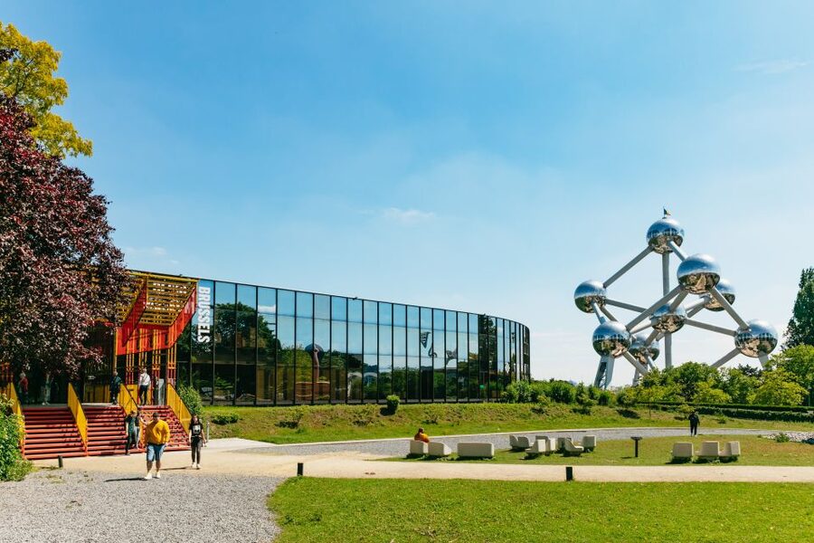 Brussels: Atomium Entry Ticket with Design Museum Ticket - Who will enjoy this most