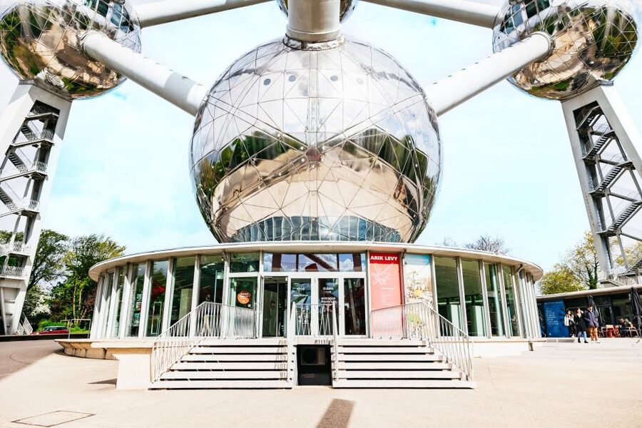 Brussels: Atomium Entry Ticket with Design Museum Ticket - CENTRALE and the story of the building