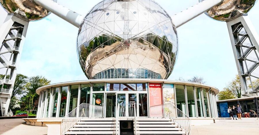 Brussels: Atomium Entry Ticket with Design Museum Ticket - When to go and how long to allow