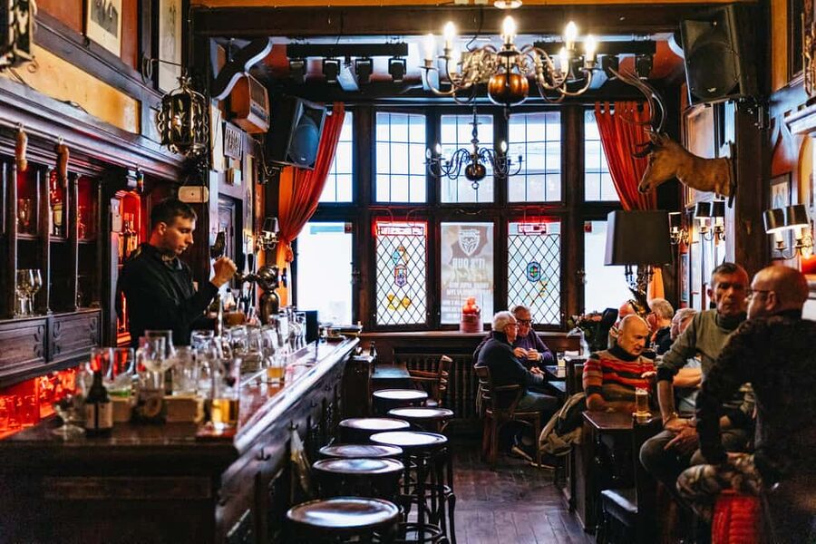 Brussels: Beer Tasting Tour with 7 Beers and Snacks - Saint Géry and the fish market