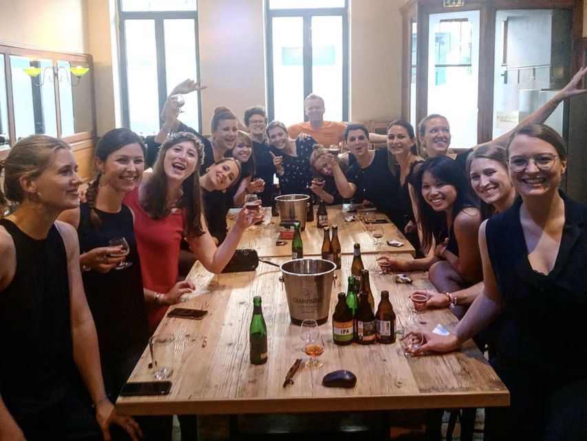 Brussels: Belgian Beer Tasting and Course at a Private Bar - What makes Belgian beer different