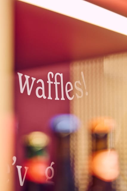 Brussels: Belgian Waffle Making Workshop with Beer Tasting - The hosts make the difference