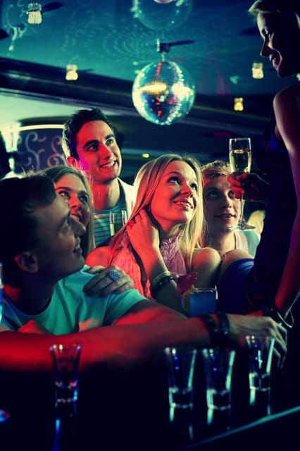 Brussels: BXL Pub Crawl Guided Tour - Starting at Bd Anspach 79