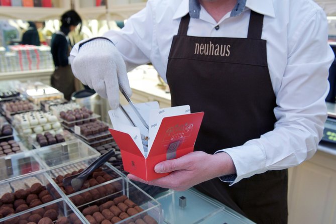Brussels Chocolate Walking Tour and Workshop - Galler Chocolatier and comparing different styles