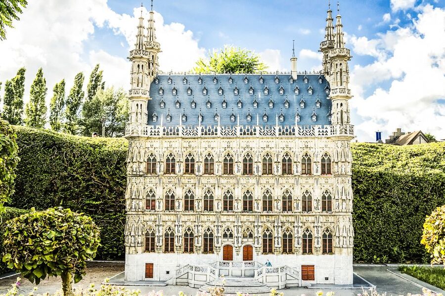 Brussels: Entry Ticket to Mini-Europe - How Long You Need and What the Walk Feels Like