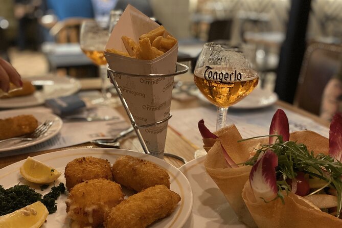 Brussels Food Tour: 10 Tastings of Waffles, Beers, Fries & More - Starting with brioche, cocoa, and Brussels stories