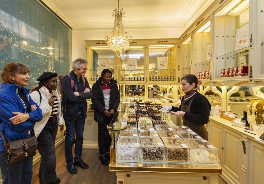 Brussels Food Tour: Main Dish, Beer, Waffle & Chocolate - Key points to know before you book