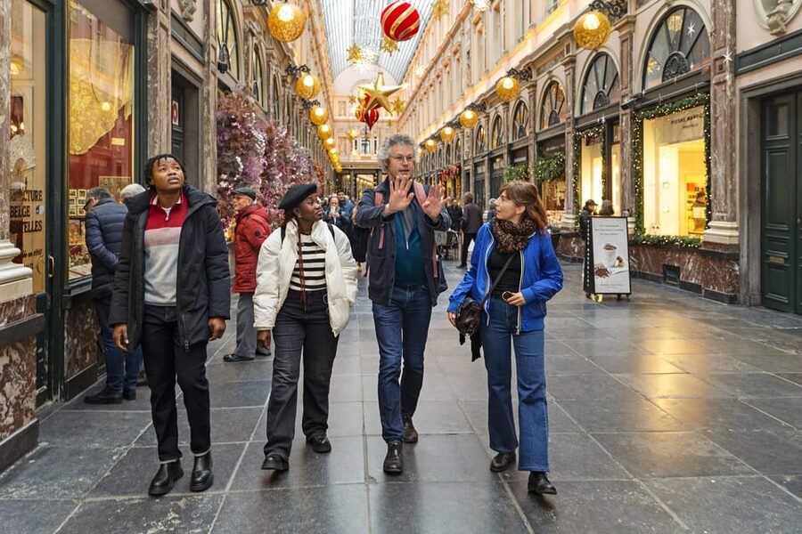 Brussels Food Tour: Main Dish, Beer, Waffle & Chocolate - Why this food tour works as a first look at Brussels