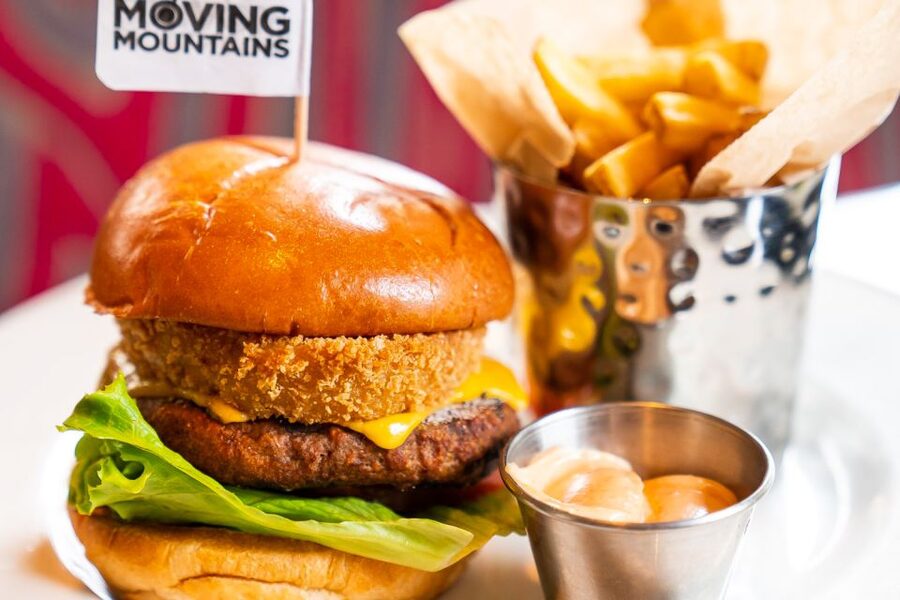 Brussels: Hard Rock Cafe with Set Menu for Lunch or Dinner - Who should book this Brussels meal?