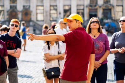 Historical Tour with Chocolate & Waffle Tasting