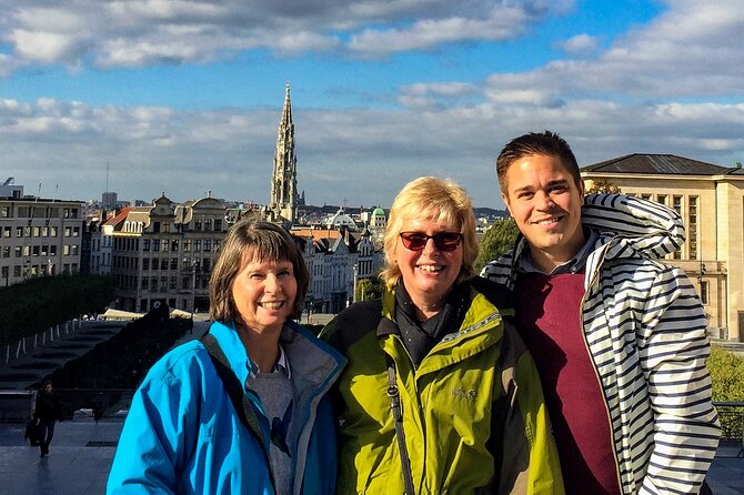 Brussels Private & Personalized Christmas Tour with a Local Guide - Cobblestones, restaurants, and Belgian Christmas food